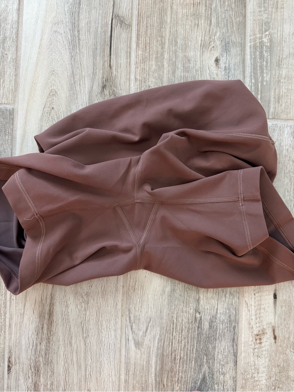 Lululemon Wunder Train High-Rise Short 6"
Dark Oxide Size 8 NWOT - Picture 12 of 13